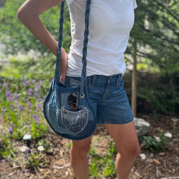 Upcycled Denim purse - Picture 9 of 9